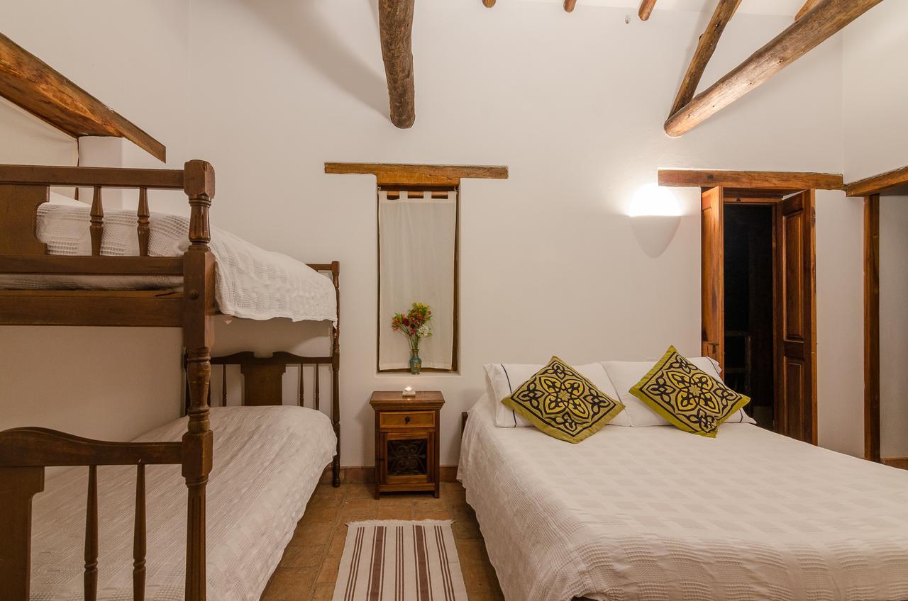 Hostal Casa Del Arte Robles Εξωτερικό φωτογραφία