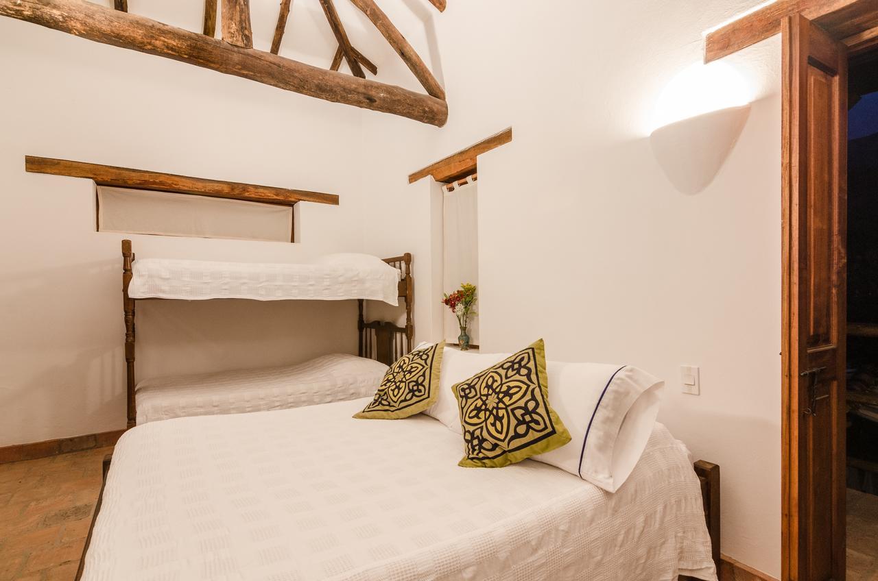 Hostal Casa Del Arte Robles Εξωτερικό φωτογραφία